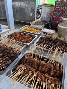 Kambing Guling Halal Anti Ribet Di Sorong
